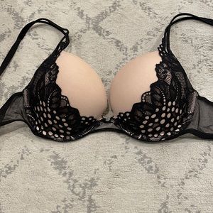 Victoria’s Secret 34C Bra